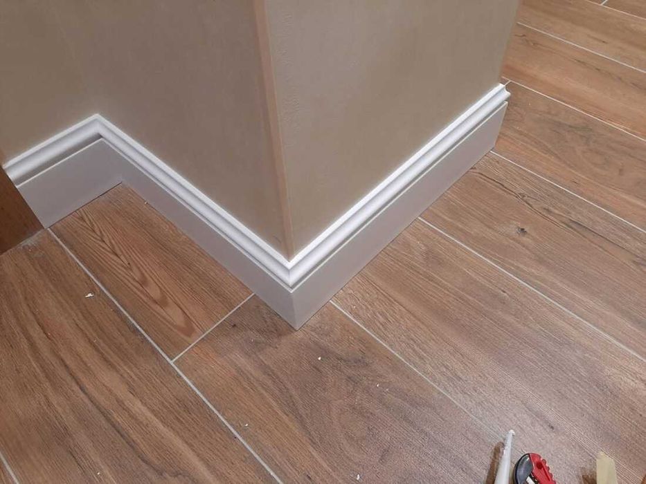 Ремонт квартир ,Ламинат,плинтус,обои,галтели