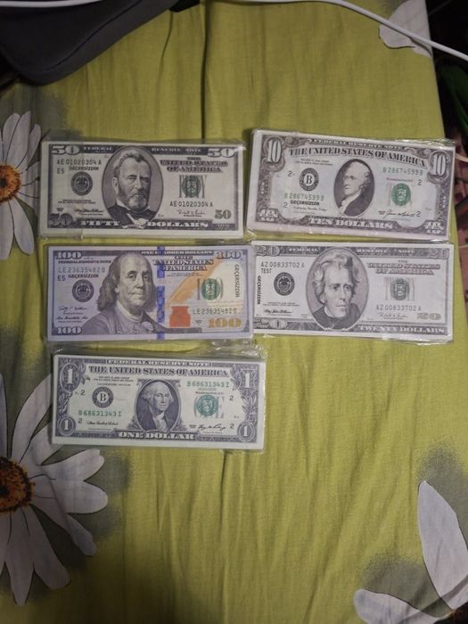 Фалшиви пари долари и евро и турски лири