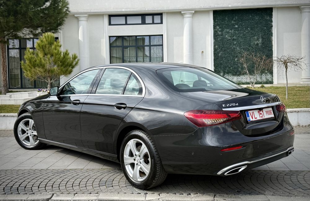 Mercedes Benz E220d Facelift 2.0d 204 CP ! Garantie 12 Luni!