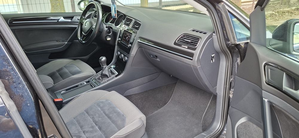 ~Volkswagen Golf VII Highline~4Motion~An 2015~Bi-Xenon~Camera~Trapa~Carte service~