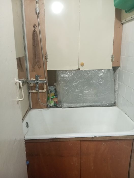 Продаю 2 х комнитни квартиру