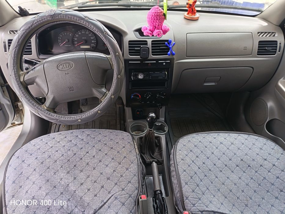 Продам машину Кia Rio