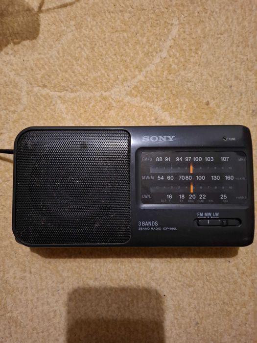 Radio Sony ICF SW