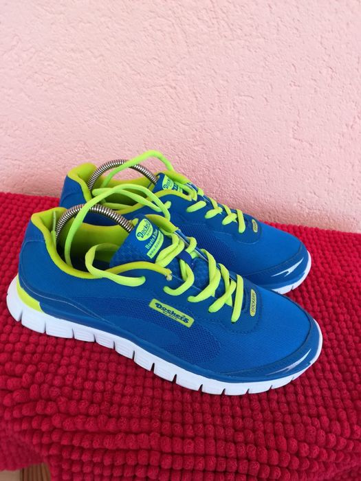 Adidași Dockers nr 39 unisex