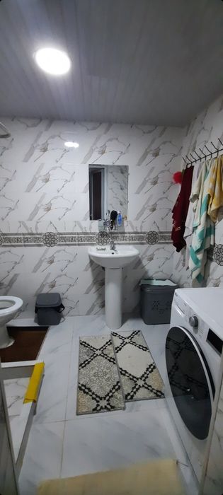 Yangi Toshmi postdan 7 km kirganda. Tölabek mahallasi. Srochna sotilad