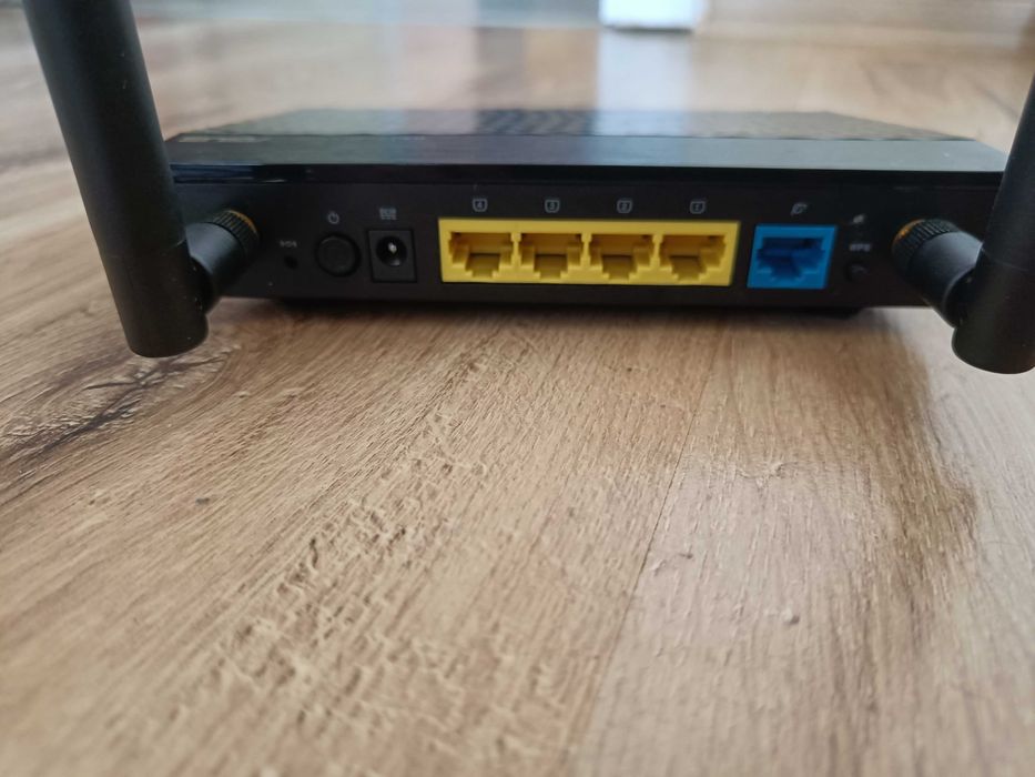 Рутер ASUS RT-N12