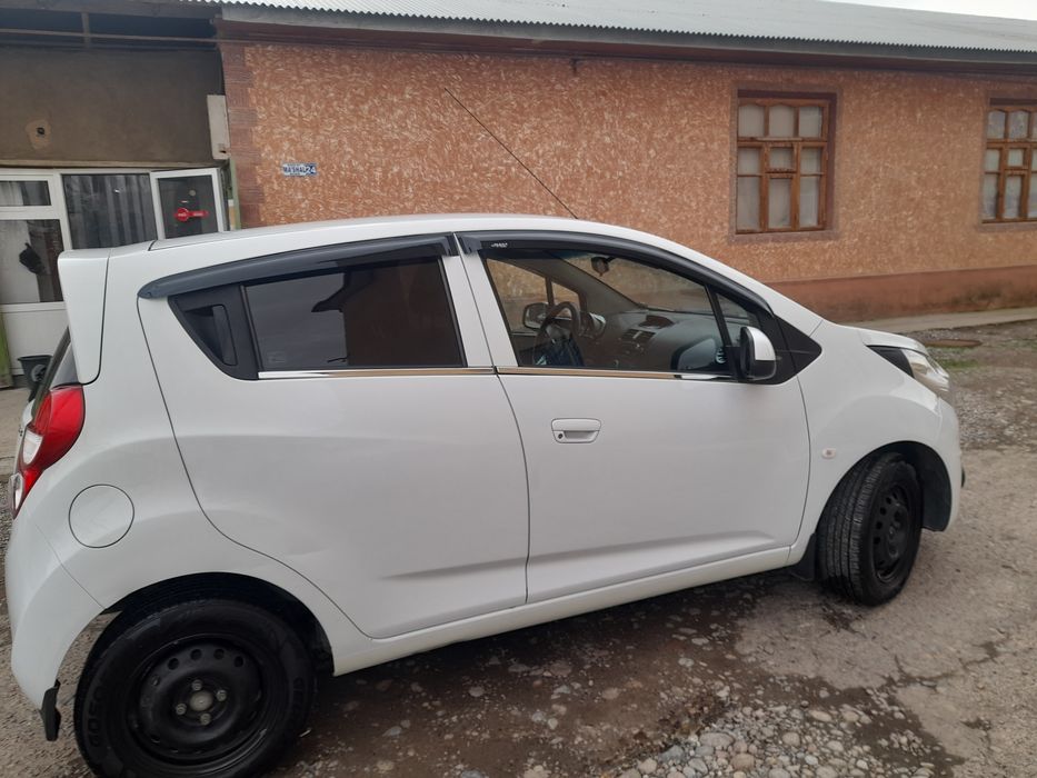 Spark Aftomobil sotiladi