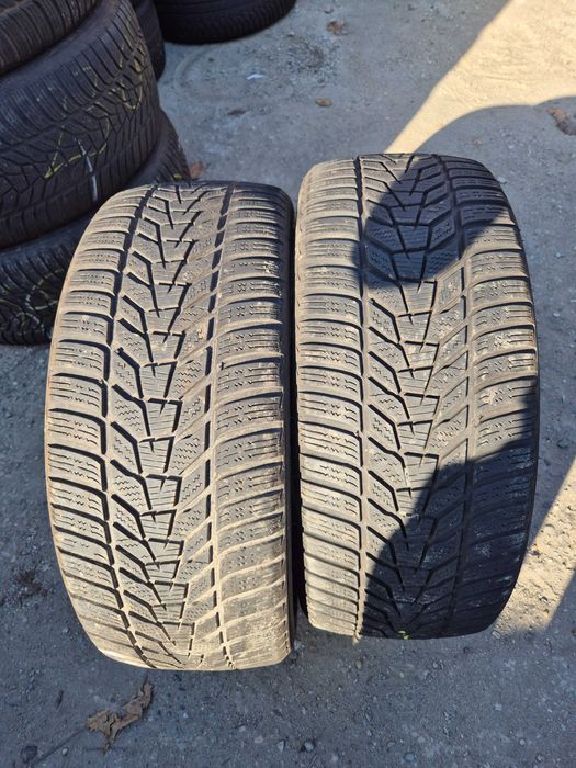 2 Anvelope de IARNA - 215/40/18 - Hankook - Foarte bune DOT 2024