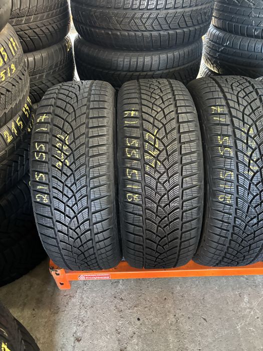 Anvelope Iarna 215/55/17 GoodYear UltraGrip Performance 215 55 17 R17