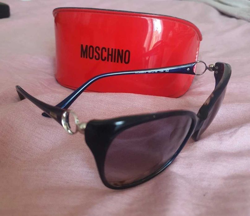 Superbi Ochelari de Soare Moschino cat eye