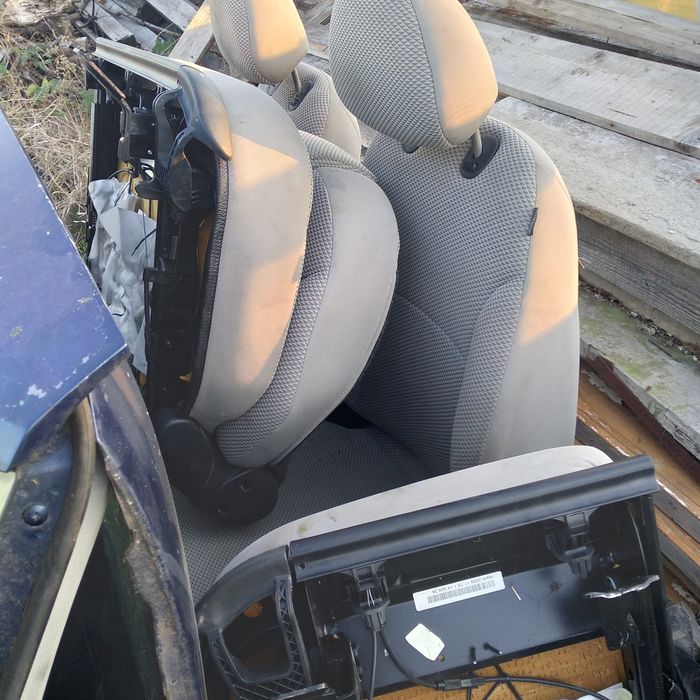 Vînd piese Fiat stilo