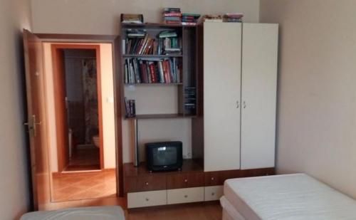 Дава се под наем Тристаен апартамент в София, Младост 3 - 56 кв.м за 511 € - Снимка #4