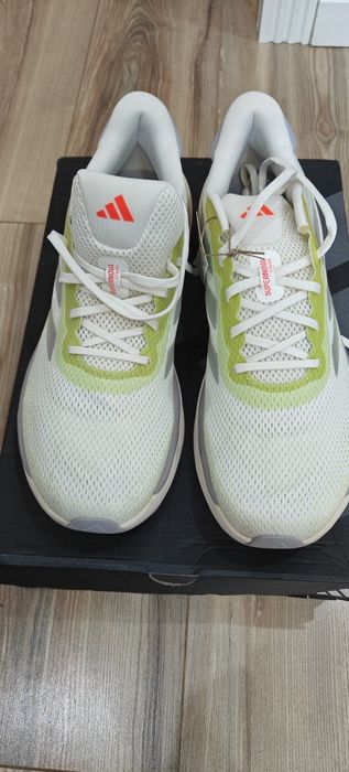 Беговые кроссовки Adidas Supernova Stride