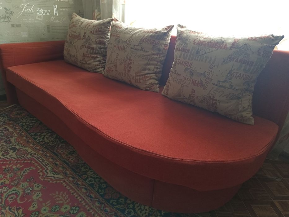 Продам диван б/у