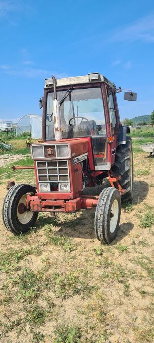 Tractor case internațional 745xl