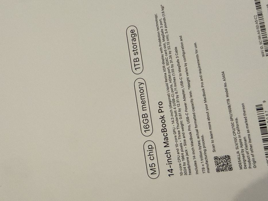 Macbook M5 1TB 16GB