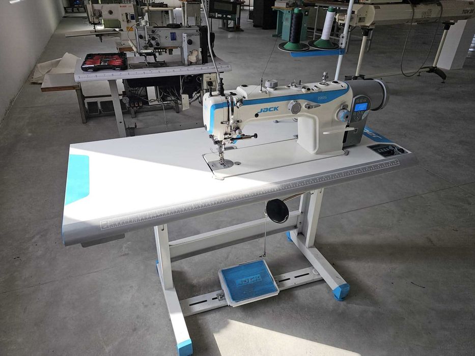 Masini de cusut industriale pentru cusut piele