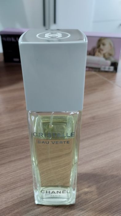 Продаю парфюм Chanel Cristalle Eau Verte