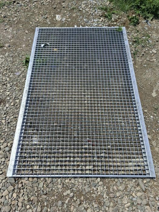 Grilaje zincate galvanizate