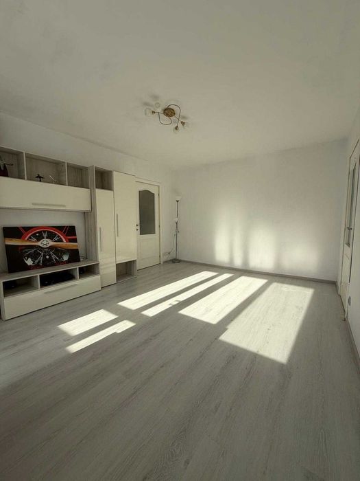 PROPRIETAR - 3 camere, Piața Iancului, 76,84 mp, 2 balcoane, Etaj 4/8