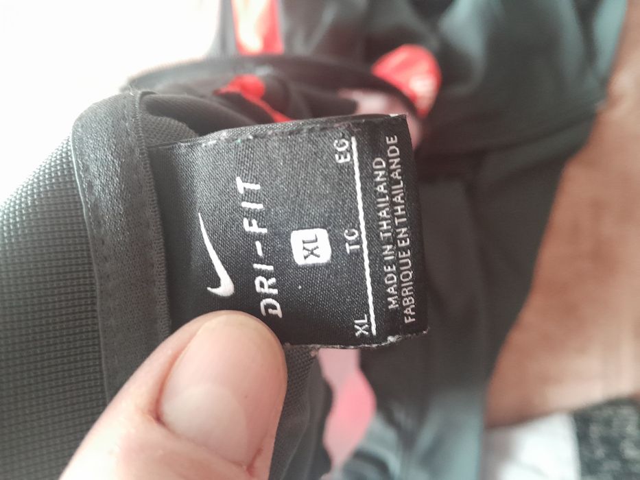 Trening origina bluza noua xl