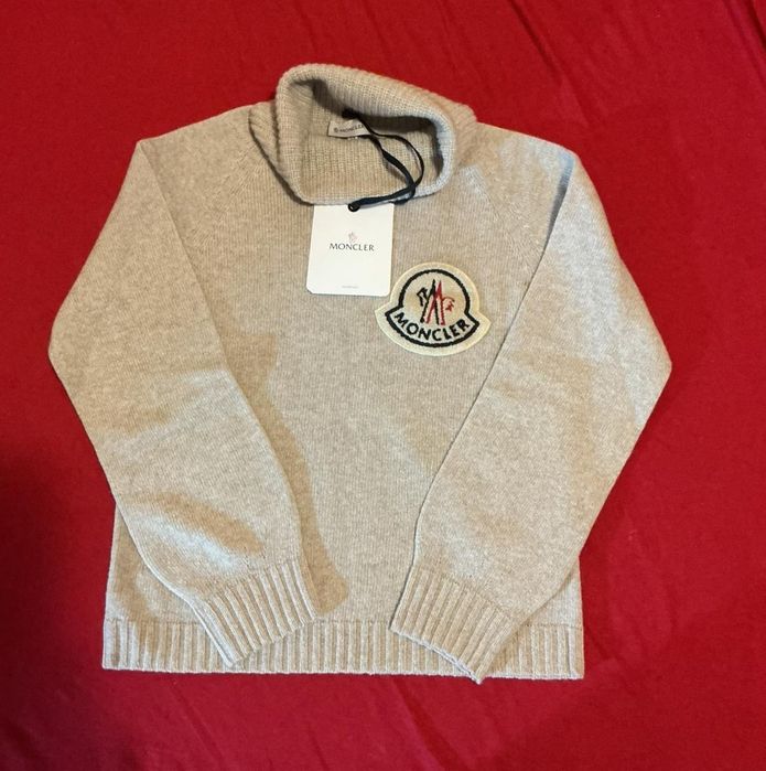 Bluza dama moncler cu guler înalt