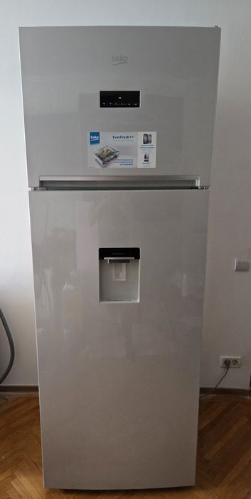 Frigider combinat Beko NeoFrost RDNE535E20DZM, 471 l, Dozator apă, Stare impecabilă