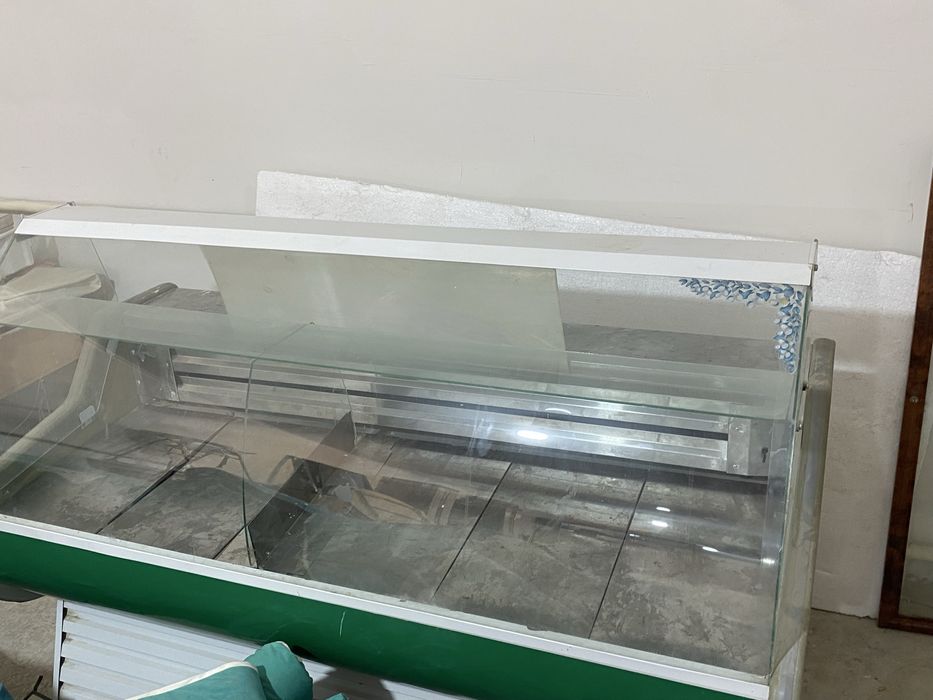 Холодилник магазинге