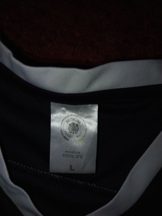 Немска футболна тениска