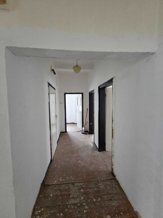 Продава се Четиристаен апартамент в Пловдив, Център - 154 кв.м за 968 €/кв.м - Снимка #3