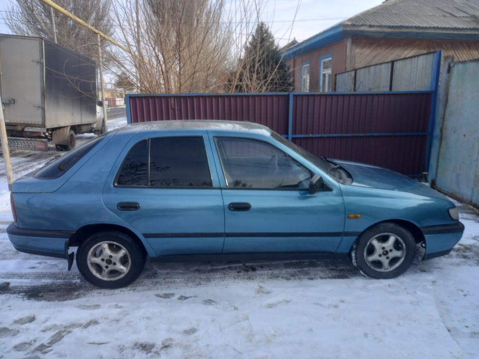 Ниссан санни 1993 года