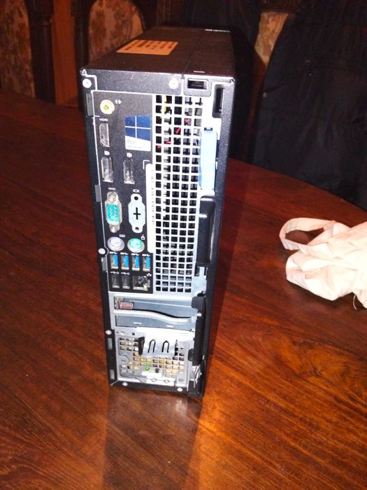 Компютър DELL OptiPlex 7040