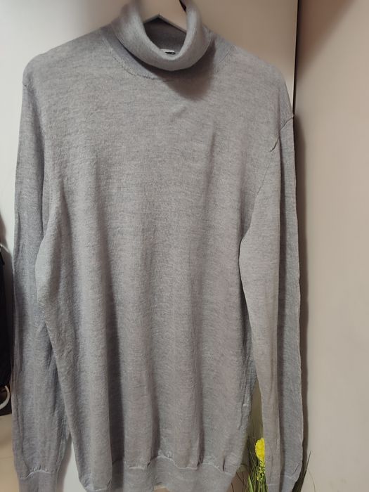 Луксозен дълъг пуловер 100%Extra Fine Merino