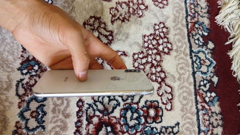 IPhone x  sotiladi