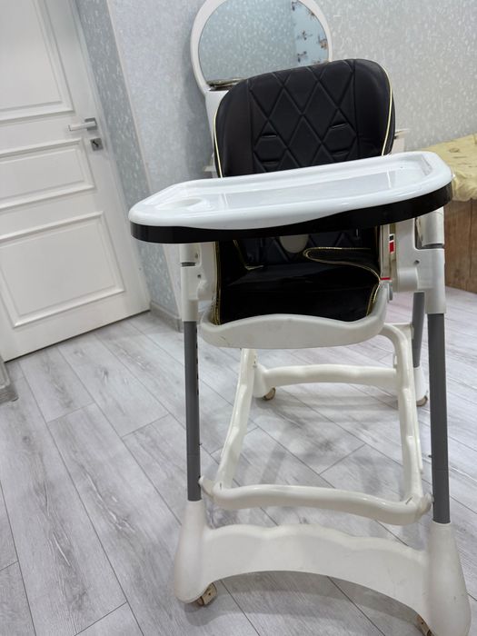 Детское кресло для кормления