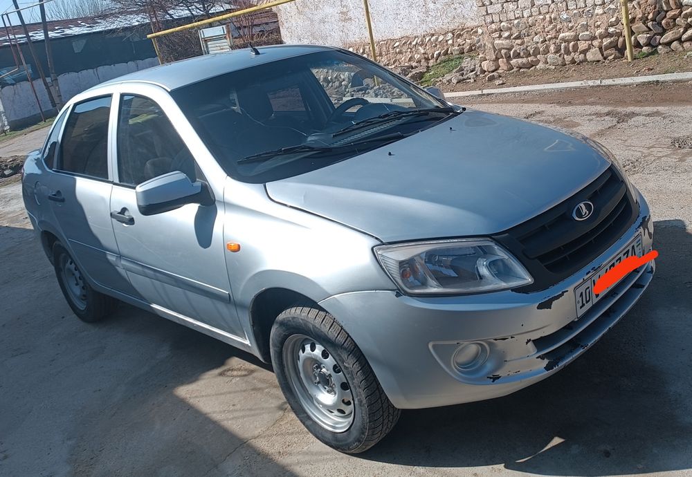 ЛАДА ГРАНТА сотилади 2013