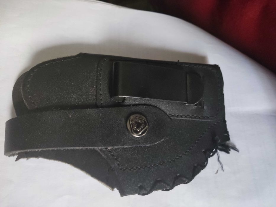 Кобури за пистолет Кобур за пистолет. Дебела, здрава кожа - гьон. Нов!