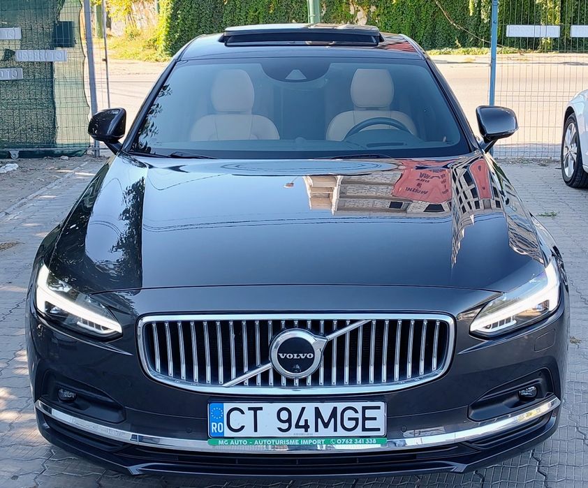 Volvo S90 LONG, 2022,  2.0 benzină Mild hibrid , 300 cp
