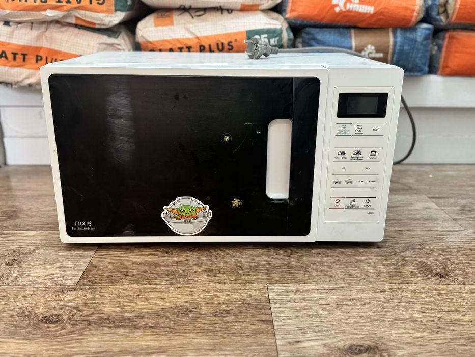 Продам микроволновую печь Samsung