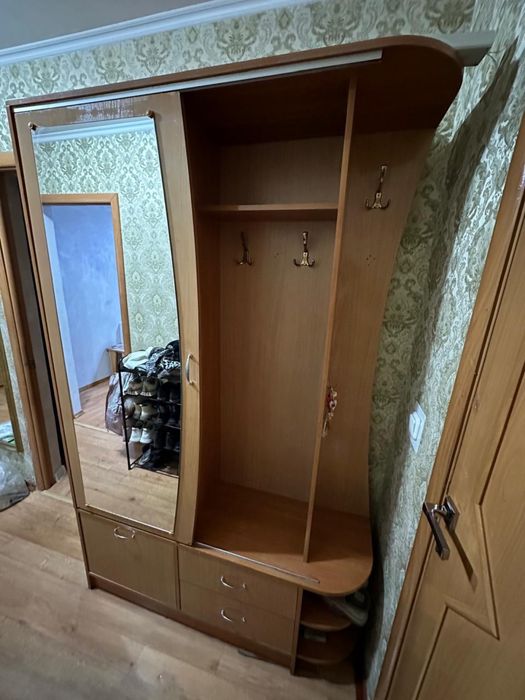 Продам прихожую 5000 тг