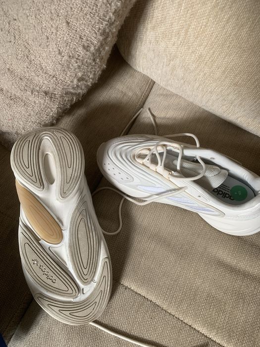 Adidas Ozelia 37
