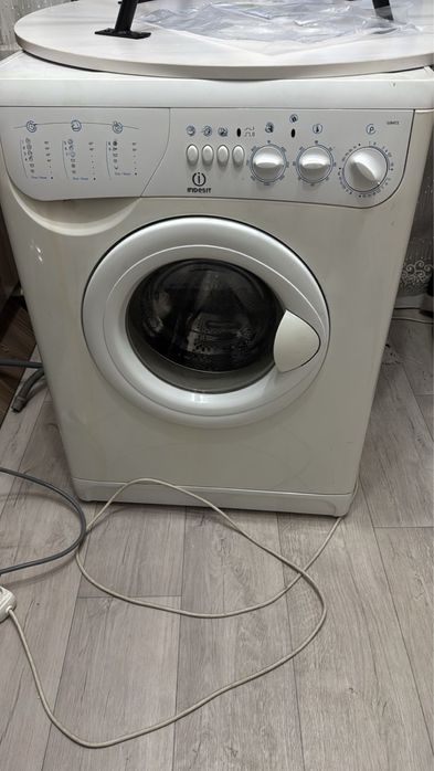 Стиральная машина Индезит