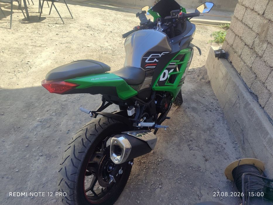 Moto 250 kub zo'r holatda