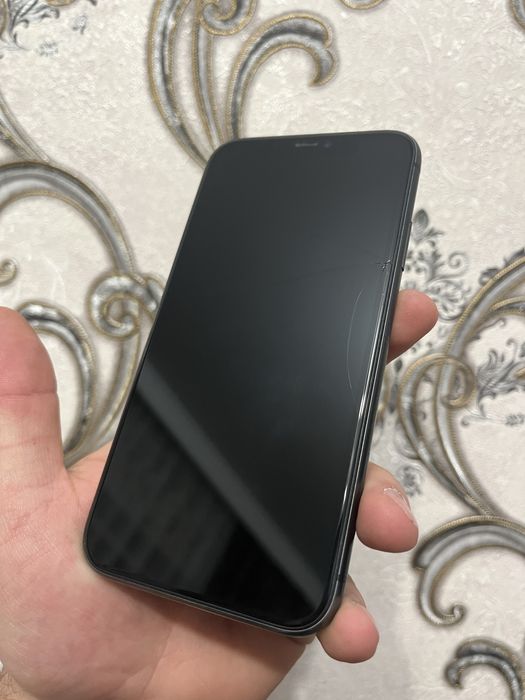 Продам iPhone 11 64gb.