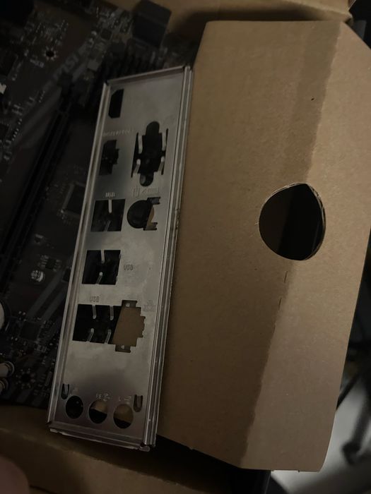 Kit pc ryzen 7 2700x placa de baza MSI A520M | 16gb ram