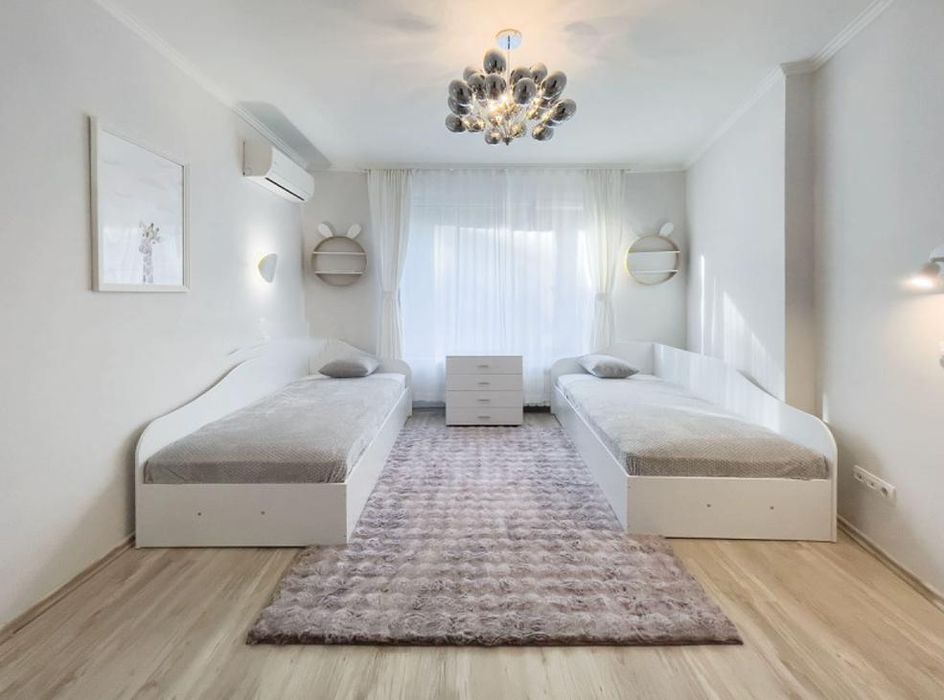 Дава се под наем Тристаен апартамент в София, Дианабад - 140 кв.м за 1100 € - Снимка #8