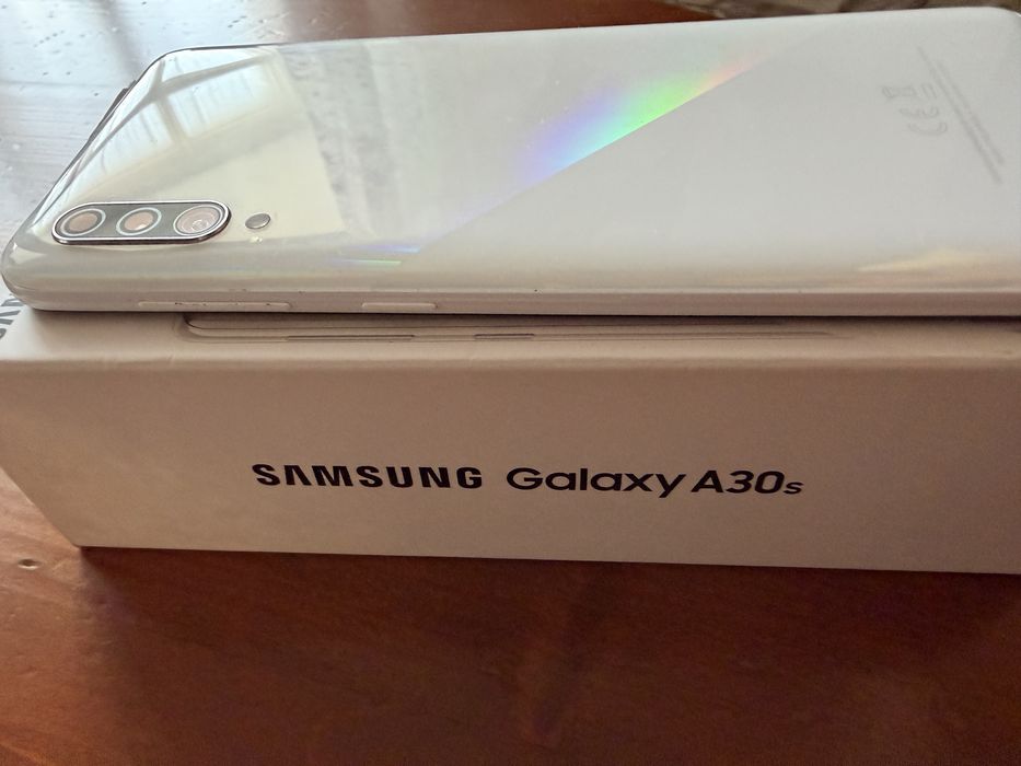 Samsung A30S.