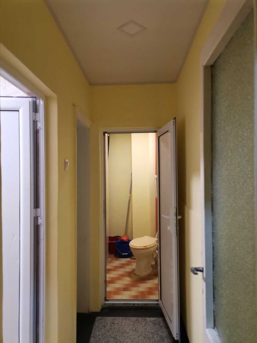 Дава се под наем Тристаен апартамент в Шумен, Добруджански - 90 кв.м за 306 € - Снимка #10