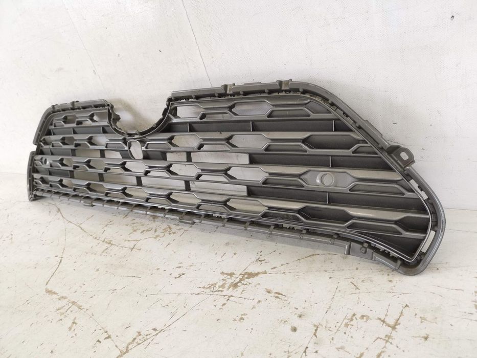 Радиаторна решетка Тойота РАВ4 / Toyota RAV4 [ - ] Оригинална, в добро