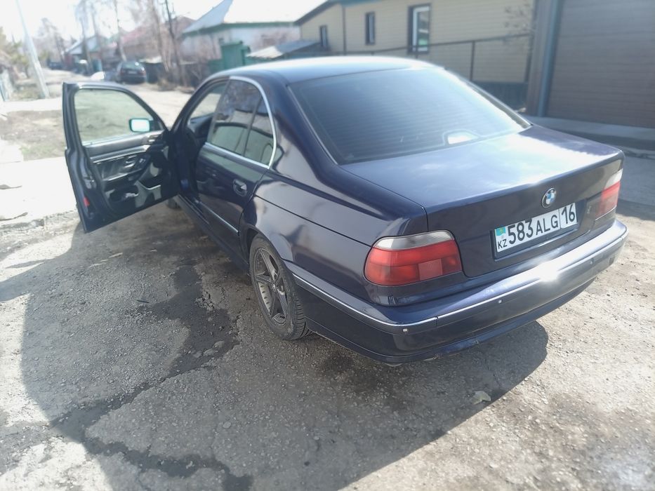 Продам BMW в хорошем состоянии